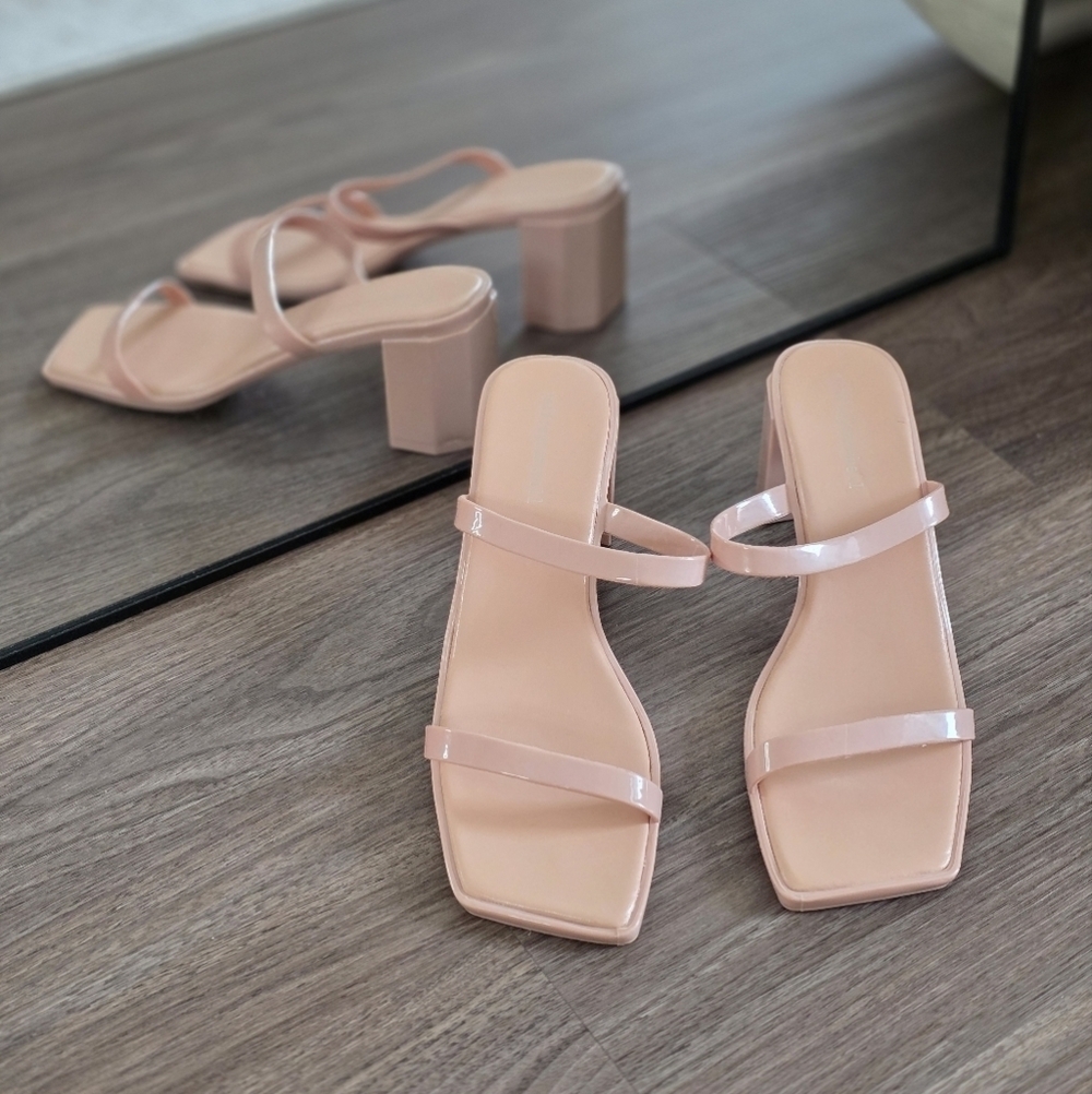 Jeffrey Campbell Jamm-3 Jelly Slide Minimalist Sandals in Nude, Size 9